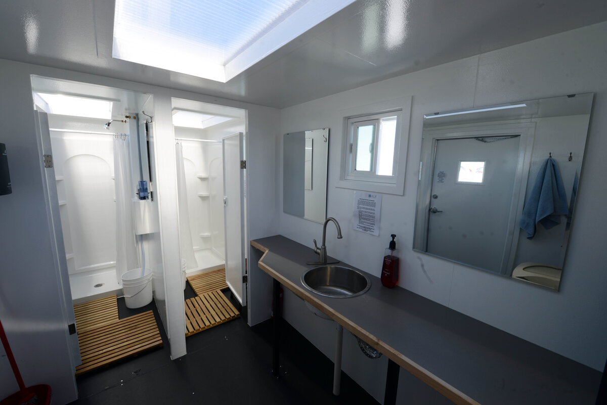 Guest shower facility